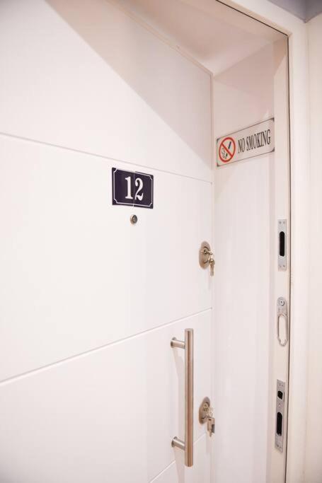 City Center 12 - Tirana Way Apartments ภายนอก รูปภาพ